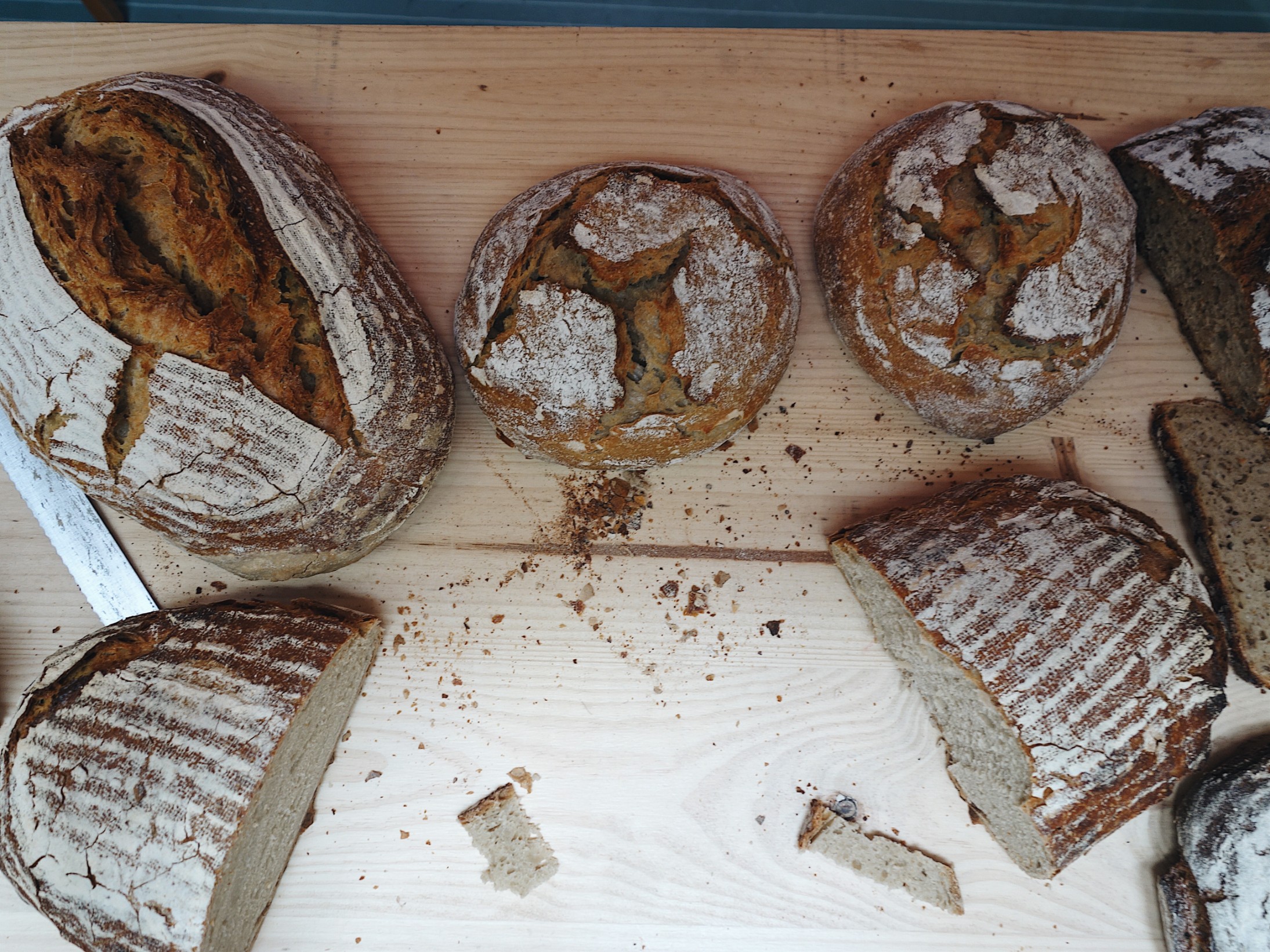 Le pain naturel de la Boulangerie Chardon aux Grands Voisins à Paris