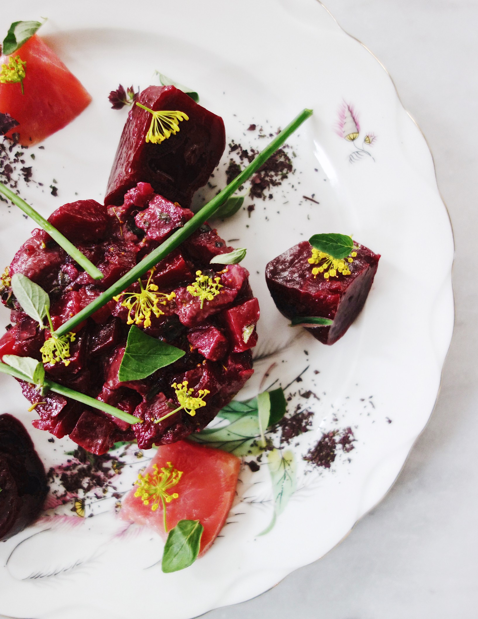 Recette de tartare de boeuf et de betterave du chef du restaurant Les Résistants