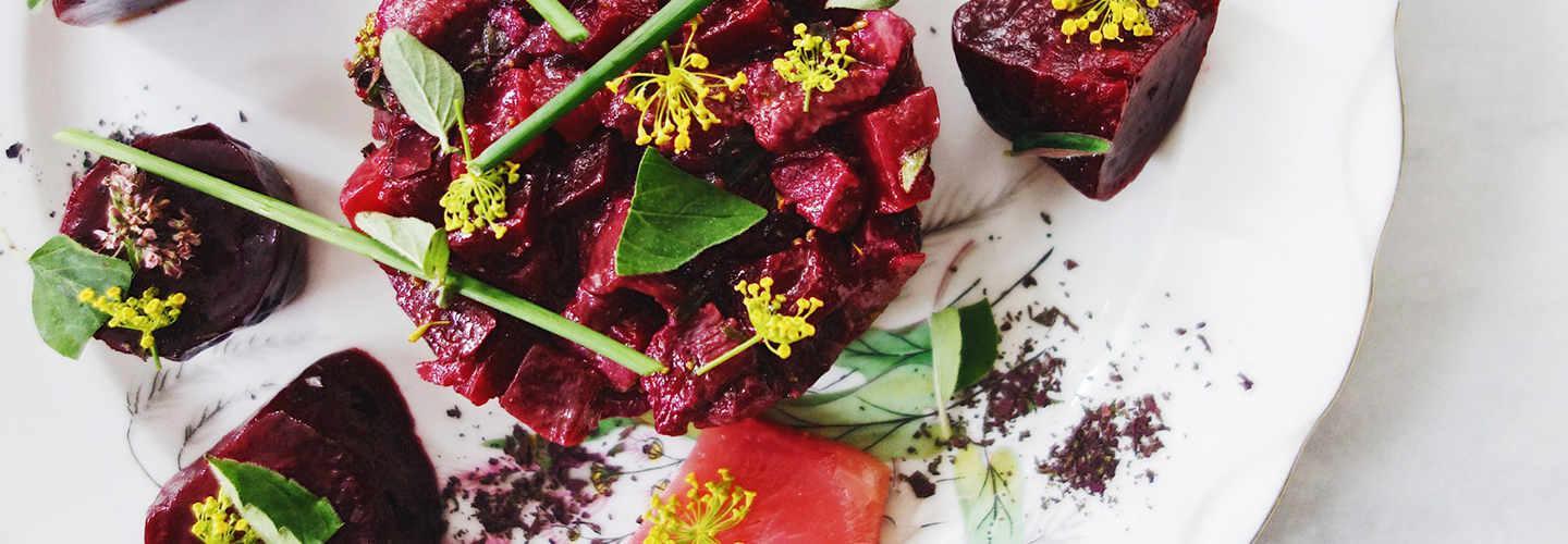 Recette de tartare de boeuf et de betterave du chef du restaurant Les Résistants