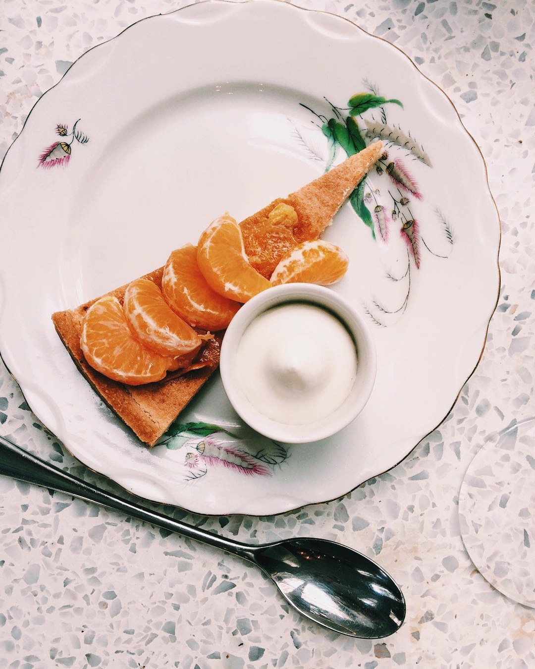 Tarte amandine aux clémentines du restaurant Les Résistants