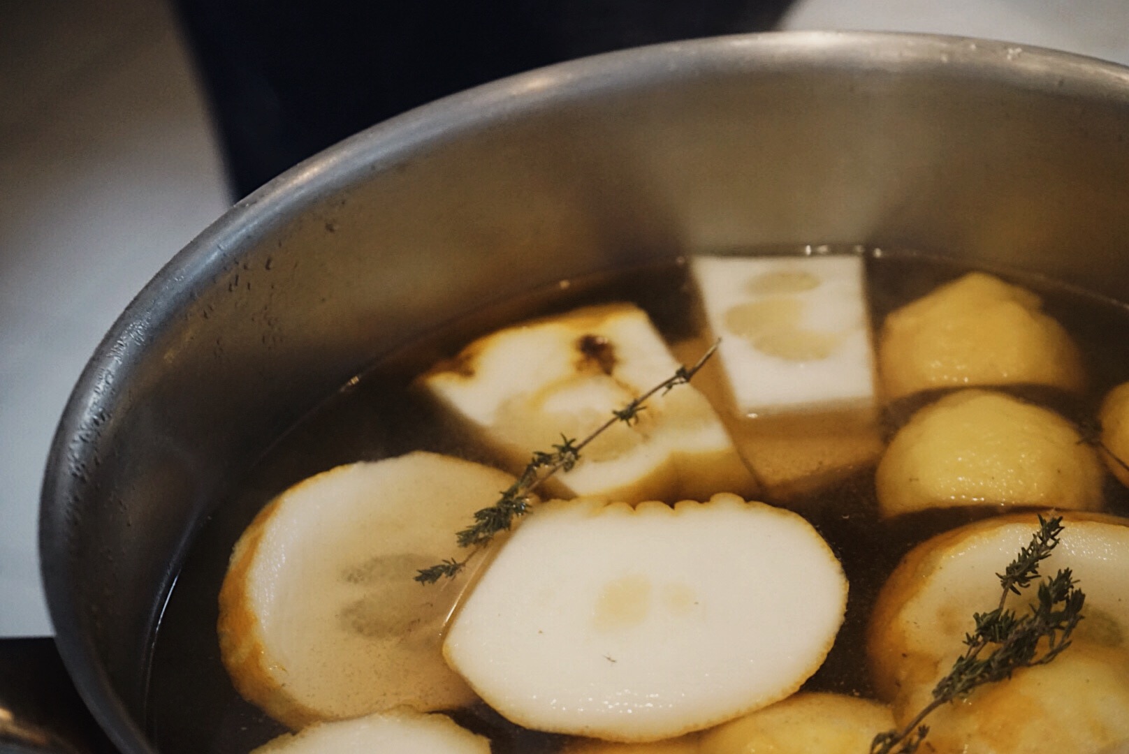 Pot-au-feu aux agrumes du restaurant Les Résistants