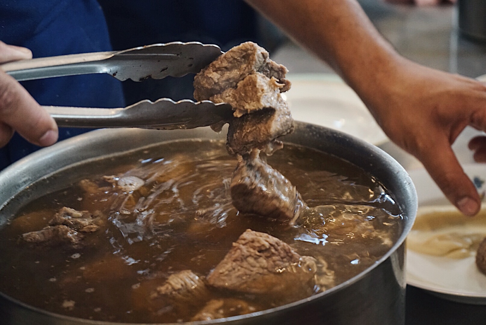 Pot-au-feu aux agrumes du restaurant Les Résistants