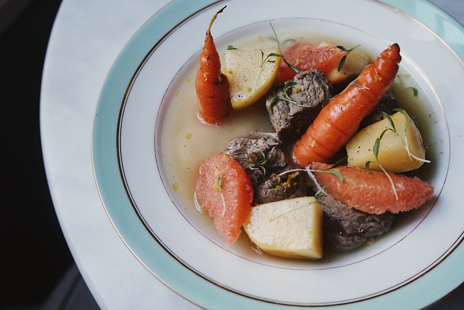 Pot-au-feu aux agrumes du restaurant Les Résistants